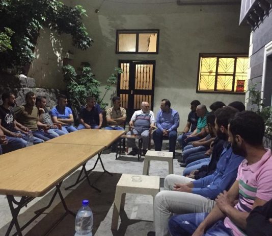 سائقو الشاحنات في عكار واصلوا تحركهم الاحتجاجي ولوحوا بالتصعيد