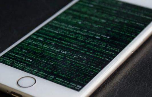 5 علامات تدل على تعرض هاتفك للاختراق