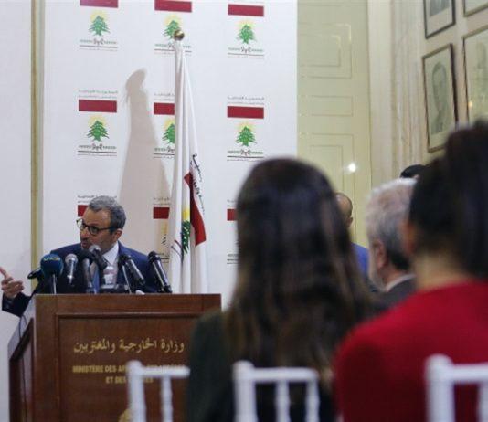 الموازنة على كفّ عفريت