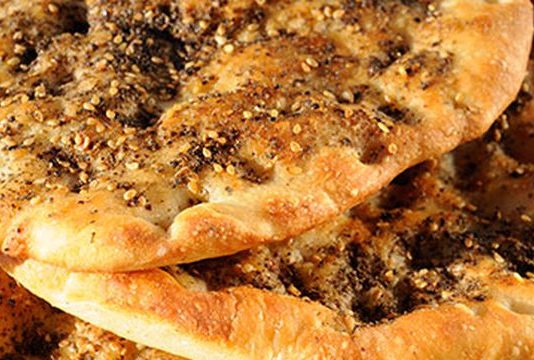 المنقوشة اللبنانية إلى العالمية… هذه المرّة عبر التكنولوجيا ومهارات شبابنا!