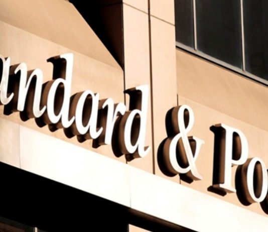 ستاندرد آند بورز: موزانة لبنان قد لا تكفي لاستعادة الثقة