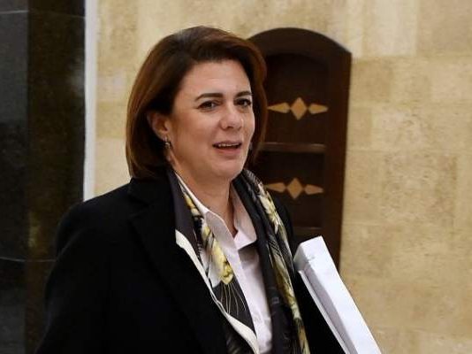 ريا الحسن: رفع الرسم على رخص الزجاج الداكن ليصبح مليون ليرة