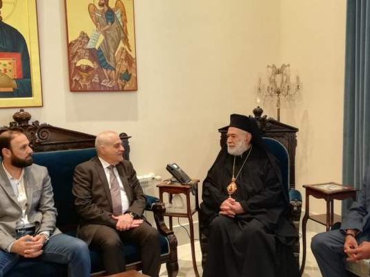 جبق بحث مع عوده في موضوع القطاع الاستشفائي والصحي