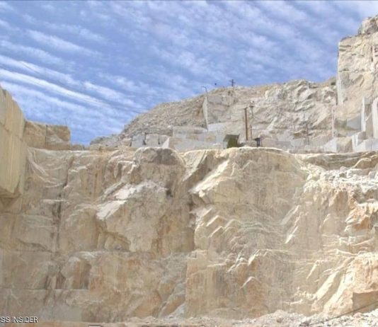 من إيطاليا إلى العالم.. جبل حجري بمليار دولار