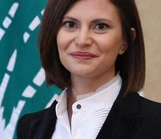 وزيرة الطاقة تبشّر اللبنانيين بـ”زيادة” ساعات التقنين!