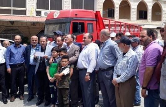 اعتصام في النبي شيت وقطع طريق في سرعين استنكارا لانقطاع المياه