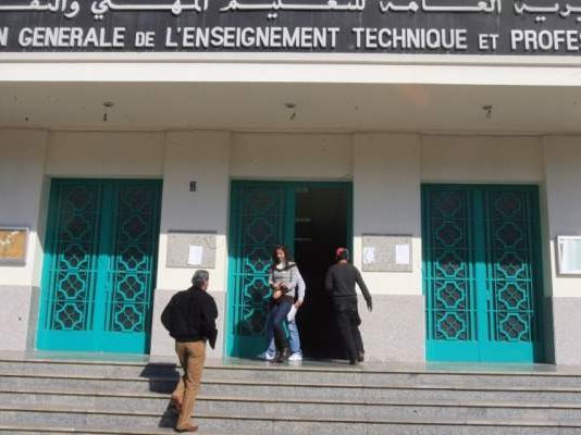 موظفون وهميون وتزوير أوراق رسمية بالمعهد الفني التربوي في طرابلس