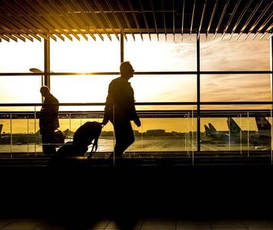 يهرب 1.7 كغم هيروين في جسده.. بخدعة “مخيفة”