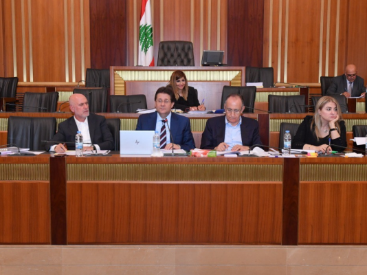 اليوم ستكون الجلسة الاخيرة في لجنة المال لاقرار الموازنة