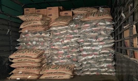 بالصور في صيدا… مواد غذائية واستهلاكية مهربة عبر الحدود!