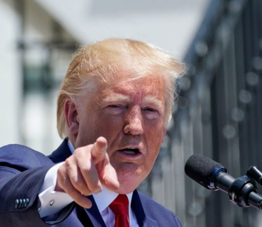 ترامب: العملة الصينية ذاهبة إلى الجحيم