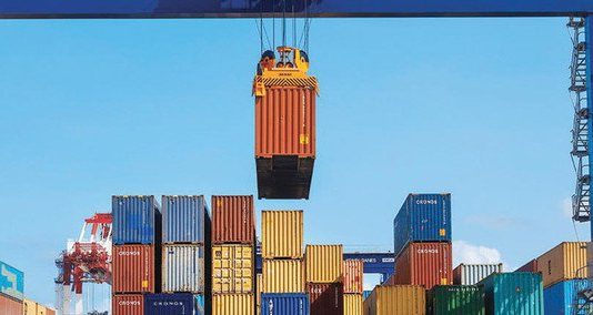 عقوبات جمركية أمريكية مرتقبة على الاتحاد الأوروبي ..