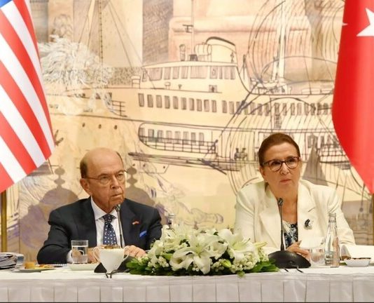تركيا وأميركا تبحثان رفع التبادل التجاري حتى 100 مليار دولار