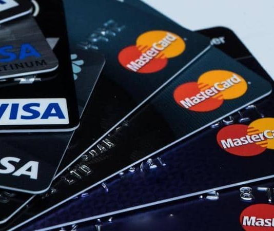 مبيعات قياسية على الإنترنت في موسم التسوق بالولايات المتحدة