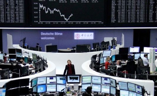 أسهم أوروبا تبتهج للتيسير النقدي في الصين وتقدم التجارة