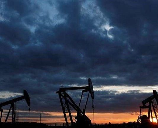 الولايات المتحدة: مخزونات النفط تهبط أكثر من 7 ملايين برميل الأسبوع الماضي