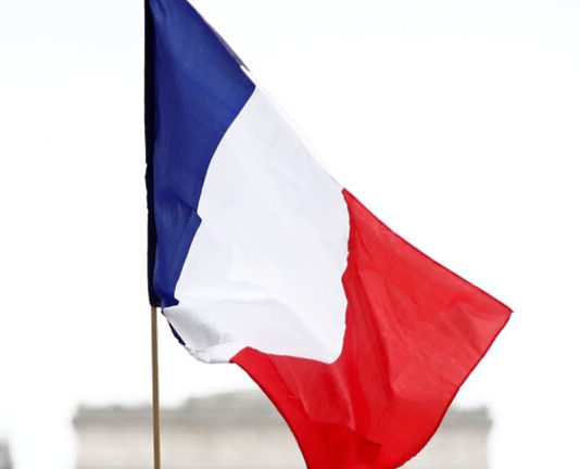 فرنسا.. المبيعات عبر الإنترنت تتخطى حاجز الـ 100 مليار يورو لعام 2019