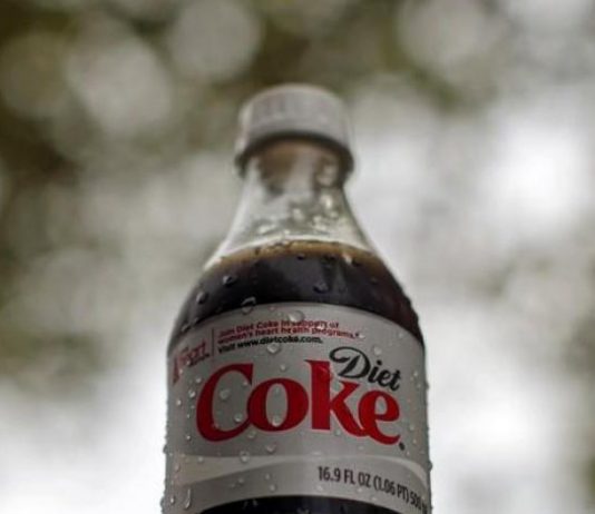 «كورونا» قد يتسبب بنفاد مشروبات «كوكا كولا دايت» من الأسواق