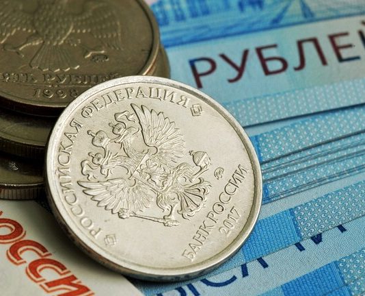 بوتين: روسيا تتخلص ببطء من اعتماد اقتصادها على النفط