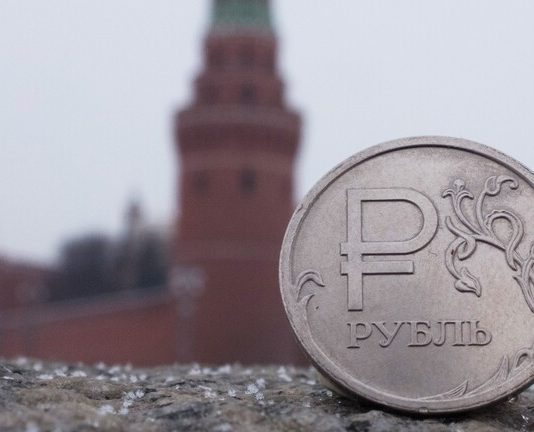 بوتين للمستثمرين: روسيا تمتلك الموارد الكافية لضمان الاستقرار الاقتصادي لديها