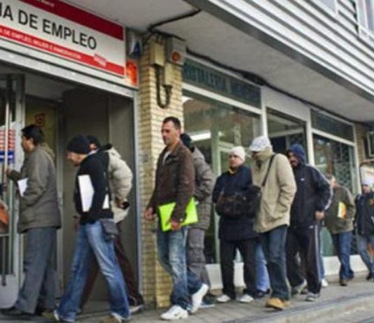 البطالة في تركيا تقفز إلى 13.7 بالمئة