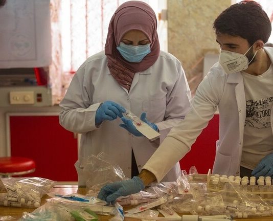 شركة أدوية عراقية تتبرع للمستشفيات بـ20 ألف علبة من عقاقير علاج كورونا