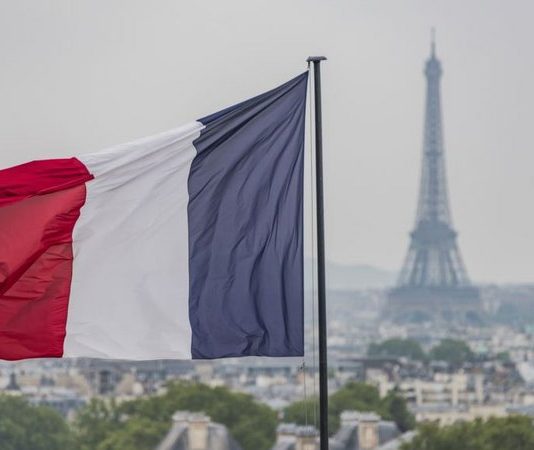 ركود حاد في فرنسا مع تراجع الناتج الداخلي