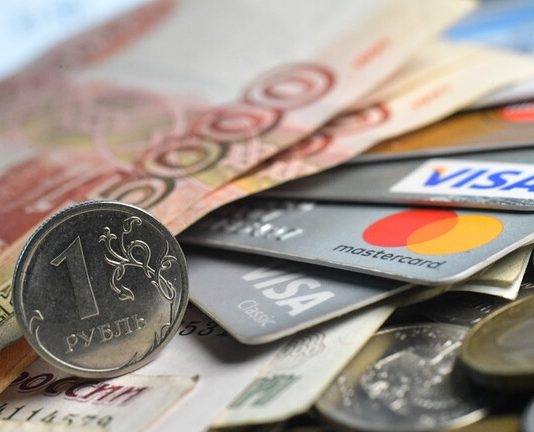 خطة الحكومة الروسية لتعافي الاقتصاد من كورونا بزيادة الدخل والحد من البطالة