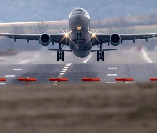 الخطوط القطرية تعتزم تسريح عدد كبير من موظفيها