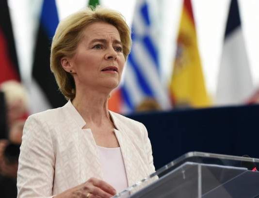 دير لاين تطالب الصين بإصلاح العلاقة غير المتوازنة على صعيد التجارة والإستثمار