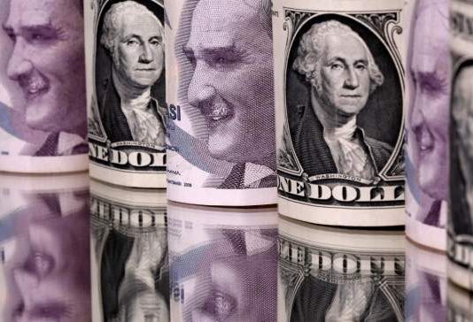 “ستاندرد آند بورز” تتوقع تخطي القروض الرديئة في مصارف تركيا الـ 20 % في 2021