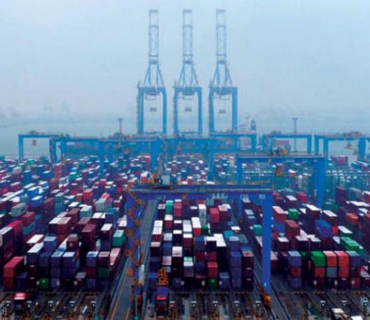 أميركا والصين تعودان إلى طاولة التجارة وسط توترات حادة