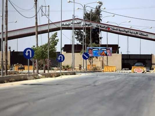 المزارعون والمصدرون الدولة بالتواصل مع الجانب الأردني وفتح الحدود امام الشاحنات اللبنانية