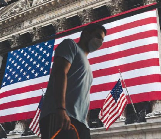 يوم «الصفقات الكبرى» ينعش الأسواق العالمية