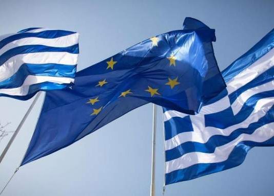اليونان تخفف الضرائب لتعزيز التوظيف وزيادة الانفاق الدفاعي