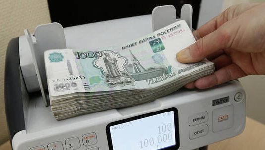 الكرملين يعلق على مسألة تقديم قرض ملياري لمينسك