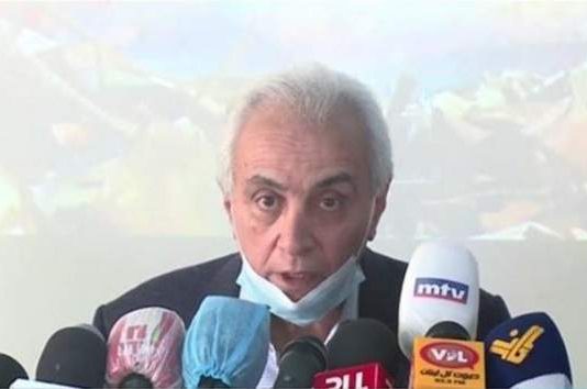 القيسي: لدينا حاويات فيها مواد قابلة للإشتعال.. والجيش يعمل للحد من خطرها