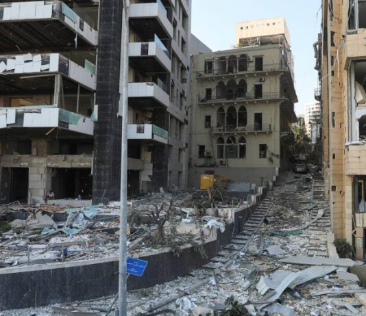 لئلا تصبح الدولة الفاسدة شريكاً مضارباً في الإعانات وإعادة الإعمار