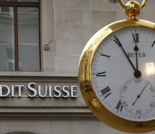 محادثات لدمج بنك UBS مع Credit Suisse