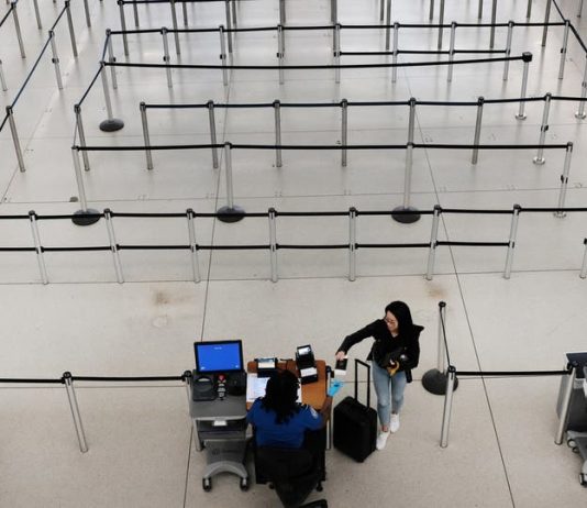 كيف يواجه قطاع النقل الجوي انهيار حركة السفر العالمية؟