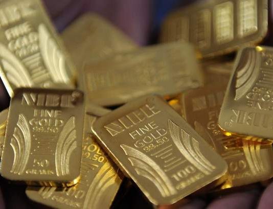 مكاسب كبيرة للذهب ترفع سعره إلى 1924 دولاراً للأوقية