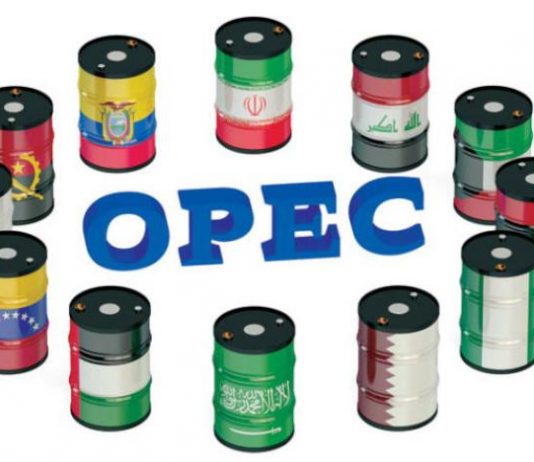 مشاورات مكثفة بين أعضاء {أوبك بلس} قبل «الاجتماع المؤجل»