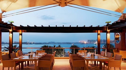 بعد تمديد ساعات العمل بالقطاع السياحي… بيروتي والرامي: للالتزام بالمعايير الوقائية