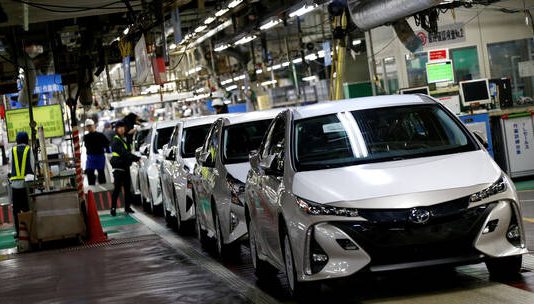 اليابان تخطط لوقف بيع سيارات البنزين الجديدة