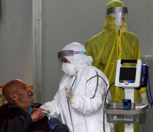 ضحايا «كورونا» يتخطّون الـ 2000… المستشفيات الخاصة تكذب