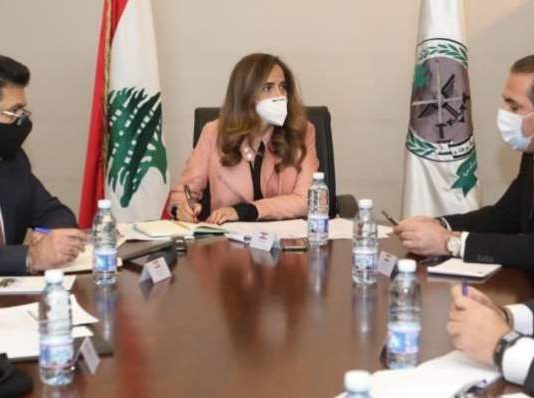 إجتماع لعكر حول قرارات وتعاميم قانون حماية المناطق المتضررة من إنفجار المرفأ