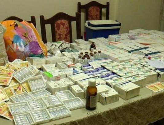 مداهمة مستودع في كورنيش المزرعة يحتوي على أدوية يتمّ تهريبها إلى الخارج