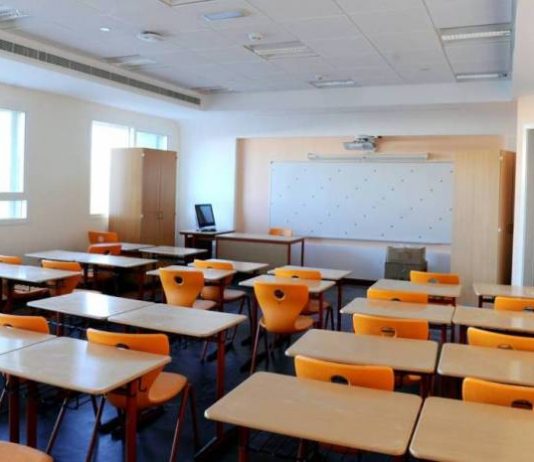 العودة إلى المدارس ستتم على 4 مراحل… وهذا مصير الامتحانات الرسمية