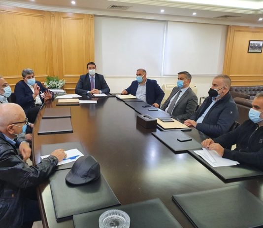 تعديل قرار تعرفة تاكسي المطار بنسبة 30 % وإلغاء العدّادات