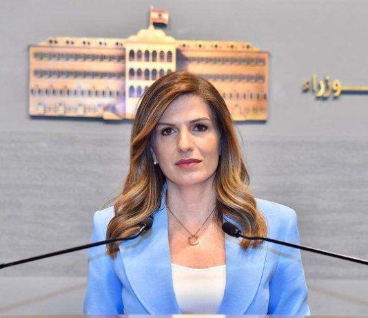 وزارة العمل تمدد العمل بمذكرة قبول الفحوصات في المختبرات والمستشفيات الخاصة